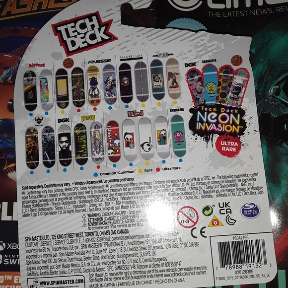 Tech Deck Neon Invasion Santa Cruz ULTRA RARE - Picture 2 of 2